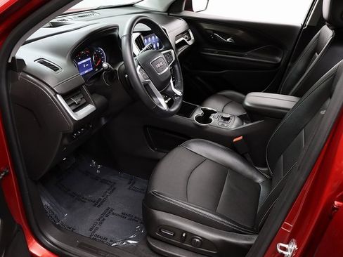 Certified 2024 GMC Terrain SLT w/ Tech Package image 11