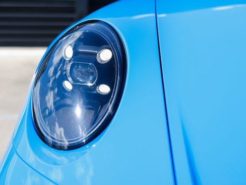 Certified 2022 Porsche 911 GT3 image 13