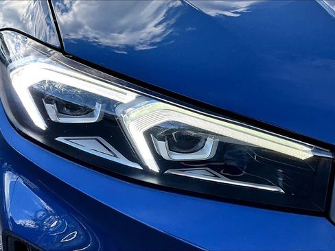 Certified 2023 BMW 330i xDrive Sedan w/ Driving Assistance Package image 27