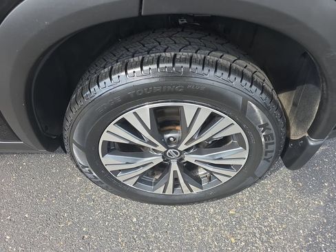 Used 2021 Nissan Rogue SV AWD/4WD image 10