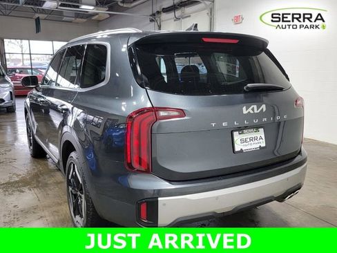 Used 2023 Kia Telluride S w/ S Sunroof Package FWD image 7