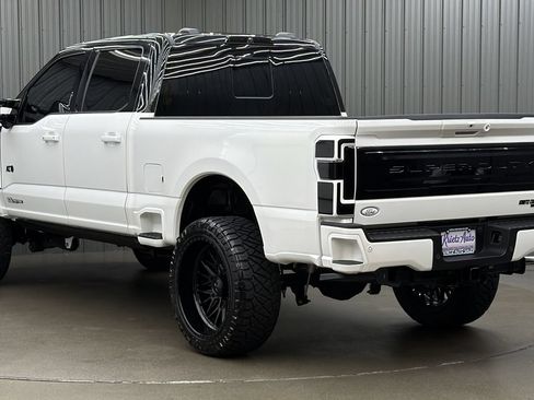 Used 2026 Ford F250 Platinum w/ FX4 Off-Road Package AWD/4WD image 3