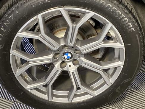 Used 2020 BMW X7 xDrive40i w/ Premium Package AWD/4WD image 30