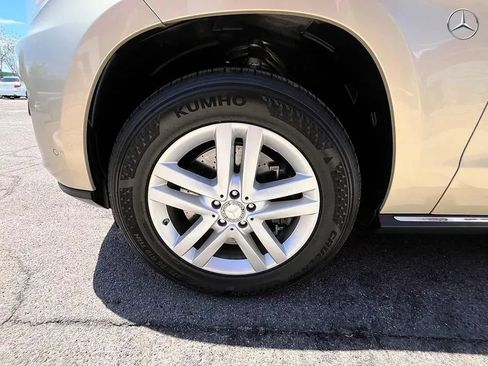 Used 2013 Mercedes-Benz GL 450 4MATIC image 22