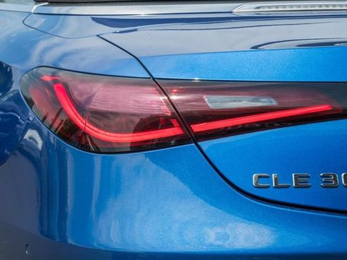 Used 2024 Mercedes-Benz CLE 300 4MATIC Cabriolet image 12