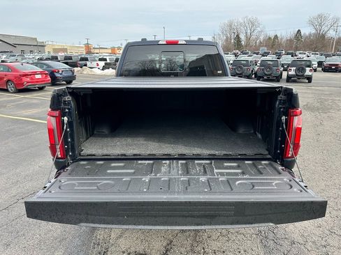 Used 2025 Ford F150 Lariat w/ Equipment Group 501A Mid image 17