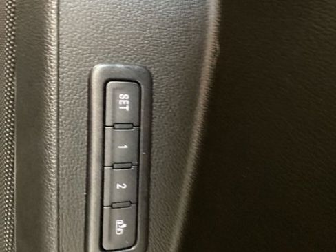 Used 2018 GMC Yukon XL Denali w/ Open Road Package image 17