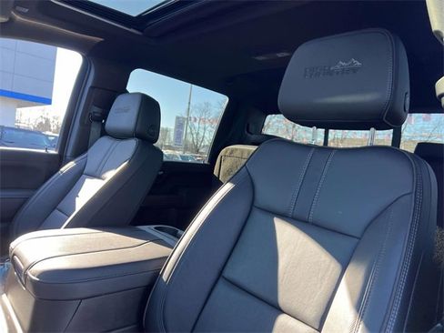Certified 2023 Chevrolet Silverado 2500 High Country image 13