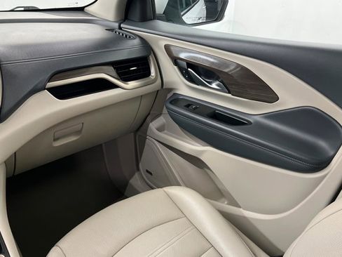 Used 2022 GMC Terrain Denali w/ LPO, Floor Liner Package image 10