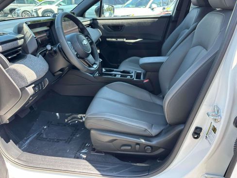 Used 2026 Subaru Outback Limited AWD/4WD image 9