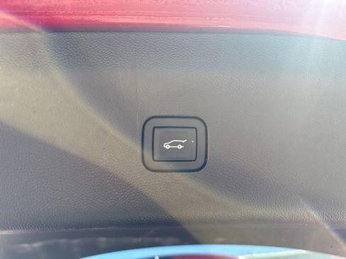 Used 2023 Buick Enclave Essence w/ Experience Buick Package AWD/4WD image 24