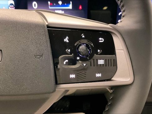 Certified 2025 Nissan Murano SV image 19