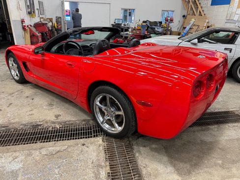 Used 2003 Chevrolet Corvette Convertible w/ Preferred Equipment Group1 image 4