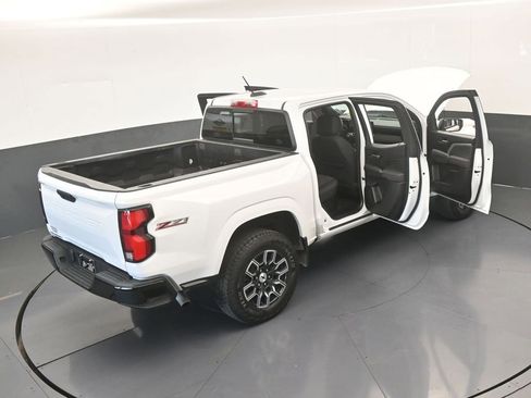 Used 2023 Chevrolet Colorado Z71 image 68