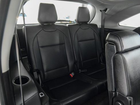Used 2018 Acura MDX FWD image 39