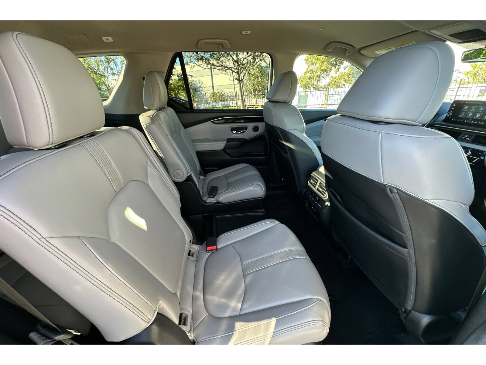 Used 2024 Honda Pilot EX-L image 19