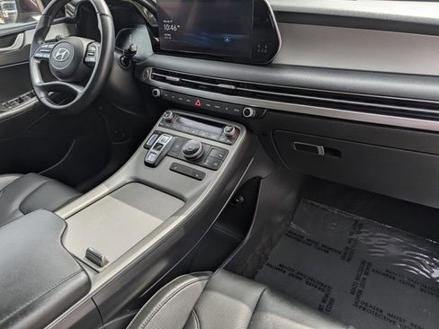 Used 2024 Hyundai Palisade SEL FWD image 34