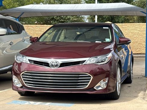 Used 2014 Toyota Avalon Limited w/ Technology Package FWD image 1