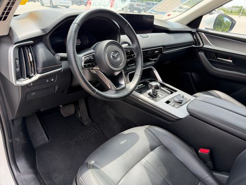 Used 2024 MAZDA CX-90 Plug-In Hybrid w/ Preferred AWD/4WD image 4