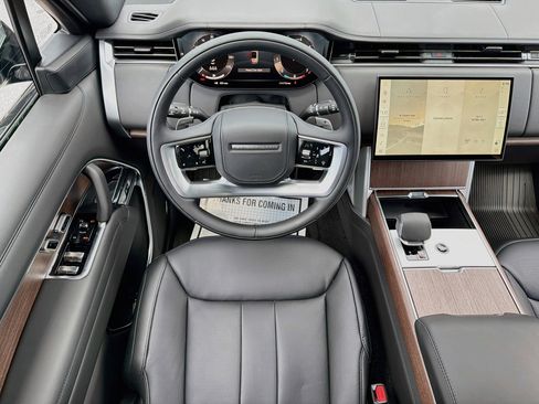 New 2026 Land Rover Range Rover SE AWD/4WD image 18