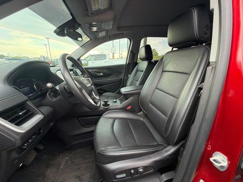 Certified 2022 GMC Terrain SLT w/ Infotainment Package II AWD/4WD image 2