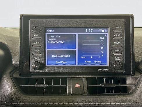 Used 2021 Toyota RAV4 LE image 23