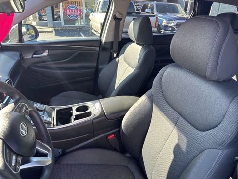 Used 2023 Hyundai Santa Fe SE image 11