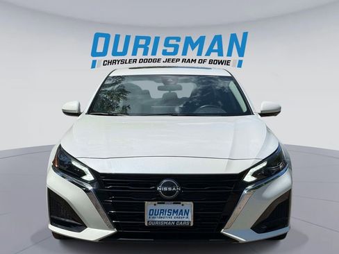 Used 2023 Nissan Altima 2.5 SL AWD/4WD image 6