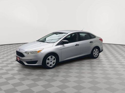 Used 2016 Ford Focus S FWD image 27
