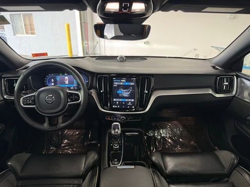 Certified 2023 Volvo S60 T8 Polestar image 24