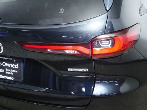 Used 2025 MAZDA CX-90 3.3 Turbo w/ Premium Sport Pkg image 17