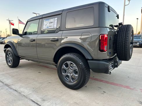 New 2025 Ford Bronco Big Bend image 3