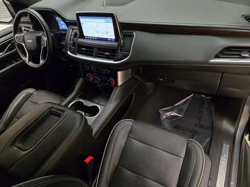 Used 2021 Chevrolet Tahoe Premier w/ Premium Package image 28