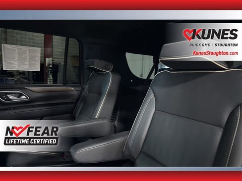 Used 2023 Chevrolet Suburban Premier image 34
