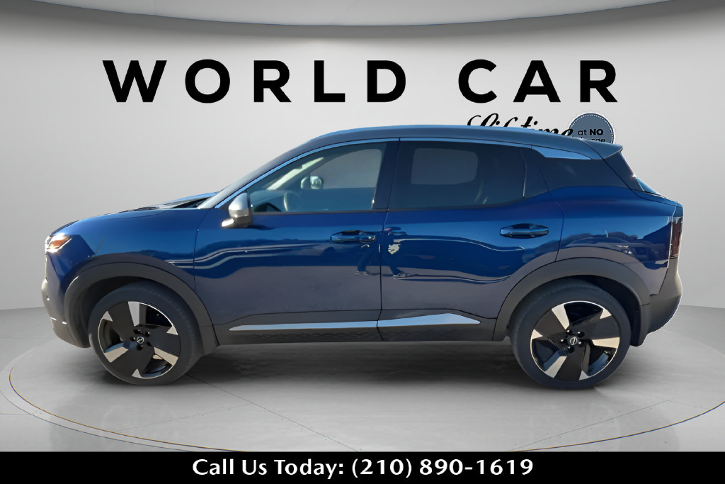 Used 2025 Nissan Kicks SR AWD/4WD image 6