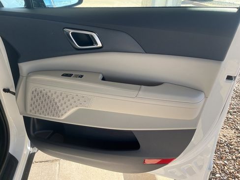 New 2026 Kia Carnival SX image 16