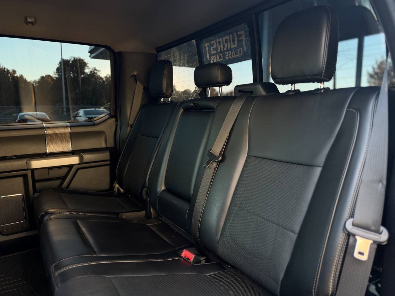 Used 2019 Ford F350 Lariat w/ Lariat Value Package AWD/4WD image 31
