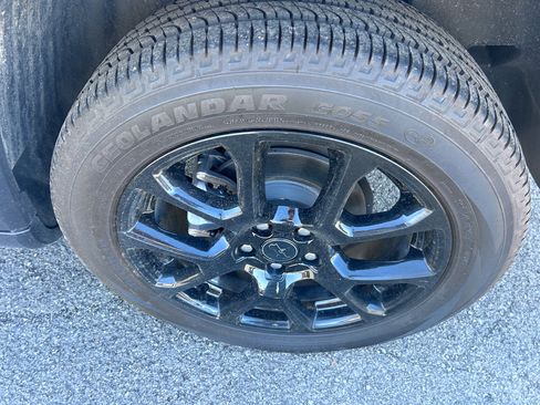 New 2026 Jeep Compass Latitude image 10