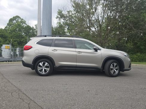 Used 2020 Subaru Ascent Premium AWD/4WD image 17