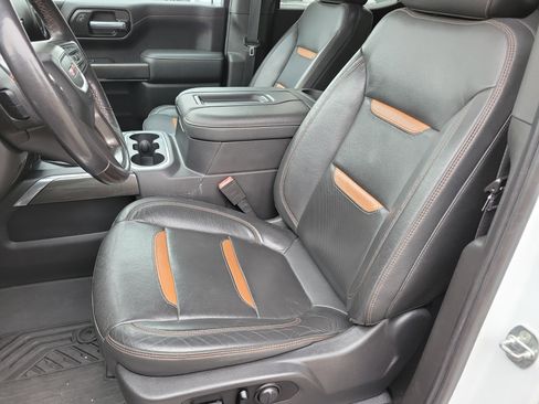 Used 2021 GMC Sierra 1500 AT4 w/ AT4 Premium Package image 4