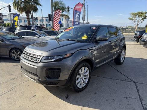 Used 2018 Land Rover Range Rover Evoque AWD/4WD image 3