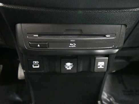 Certified 2024 Honda Odyssey Touring image 30