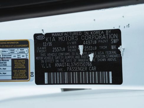 Used 2017 Kia Optima LX image 29