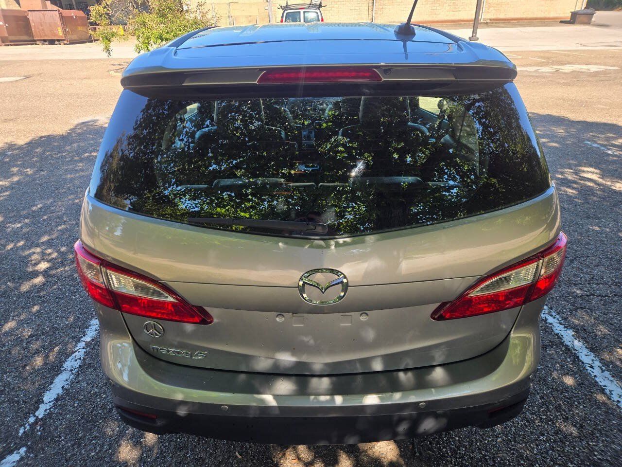 Used 2014 MAZDA MAZDA5 Grand Touring FWD image 8