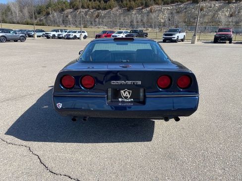 Used 1989 Chevrolet Corvette Coupe image 5