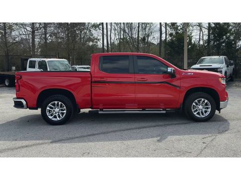 Certified 2023 Chevrolet Silverado 1500 LT w/ Z71 Off-Road Package image 9