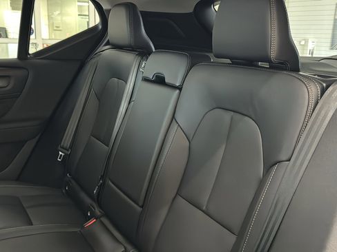 New 2026 Volvo XC40 B5 Ultra w/ Climate Package image 26