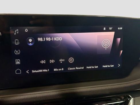 Used 2024 Buick Envista Sport Touring w/ Convenience II Package FWD image 15