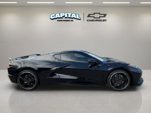 Used 2023 Chevrolet Corvette Stingray w/ Z51 Performance Package image 5