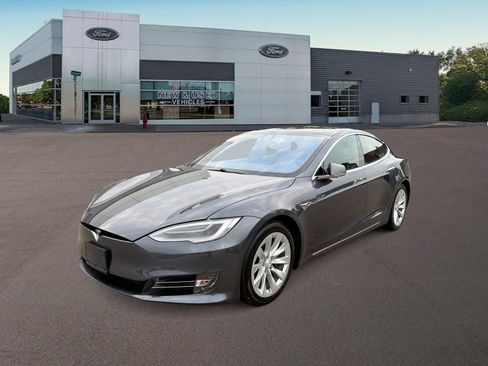 Used 2019 Tesla Model S 75D AWD/4WD image 4
